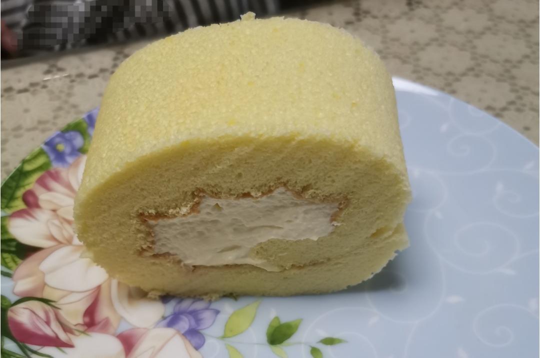 超详细的瑞士卷奶油蛋糕卷原味蛋糕卷的制作方法 饱满不掉皮不开裂（附模具换算方法）
