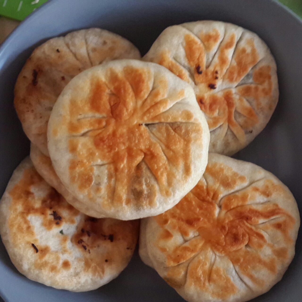 暖意1做的电饼铛馅饼