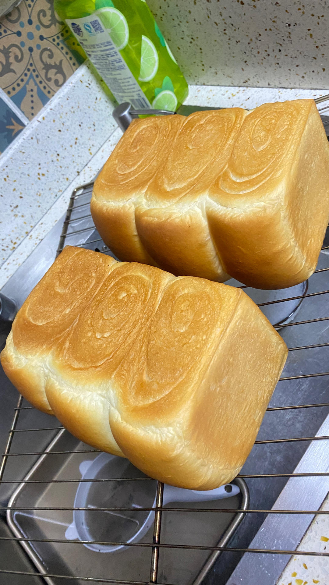 奶油吐司，鲜奶奶油嫩白吐司