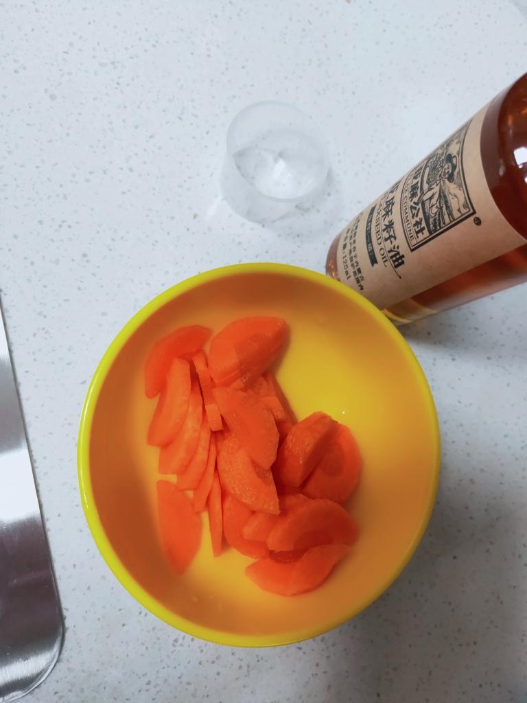 胡萝卜泥-辅食6月+的做法