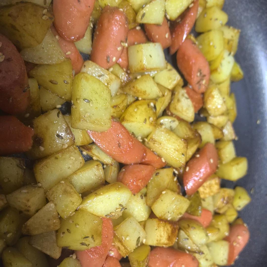 香辣过瘾的孜然土豆火腿，比路边摊还好吃