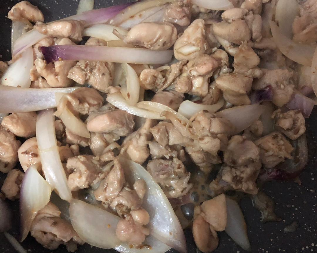 无油版孜然洋葱鸡腿肉
