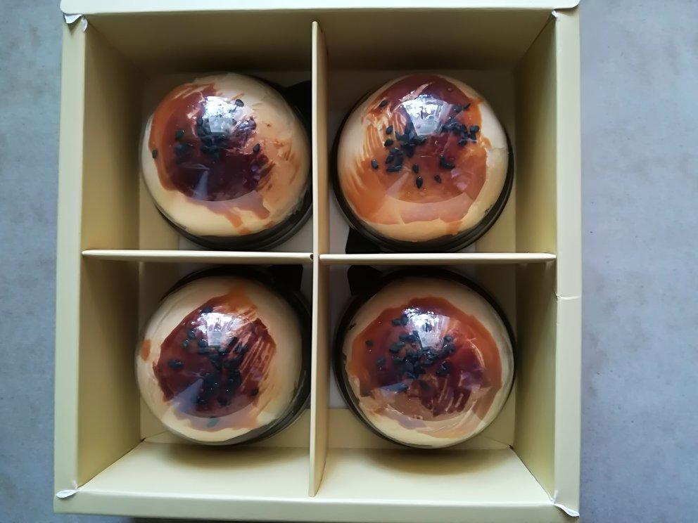 视频 手把手教你做蛋黄酥 厚皮还不用揉出膜 特别好吃