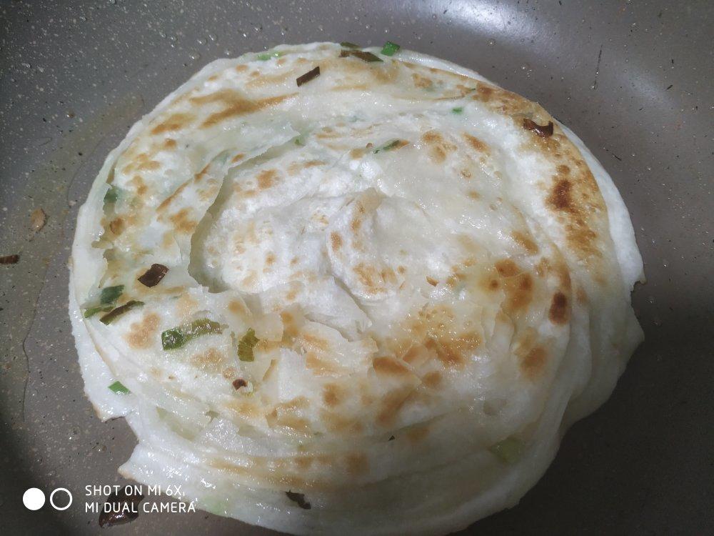 葱油饼（附详细步骤图）