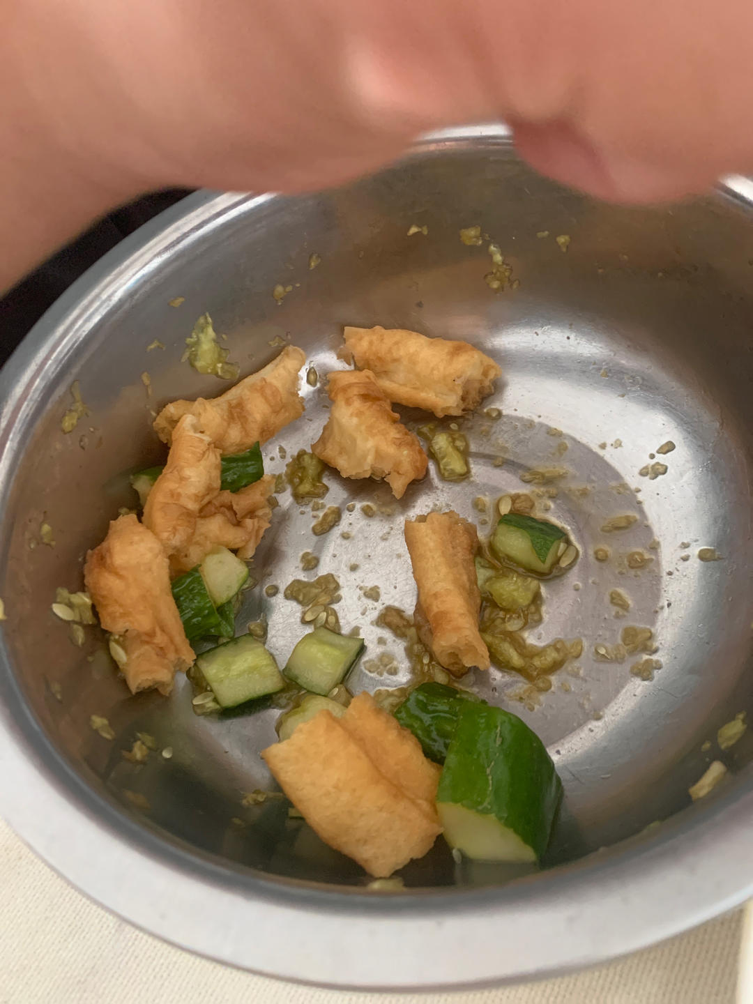 2分钟就能做好的《凉拌拍青瓜》