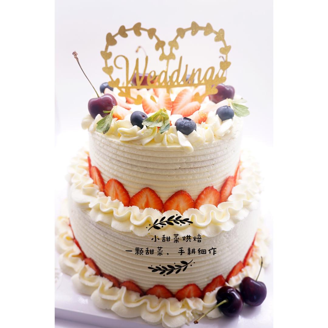 一颗甜菜68做的双层草莓蛋糕