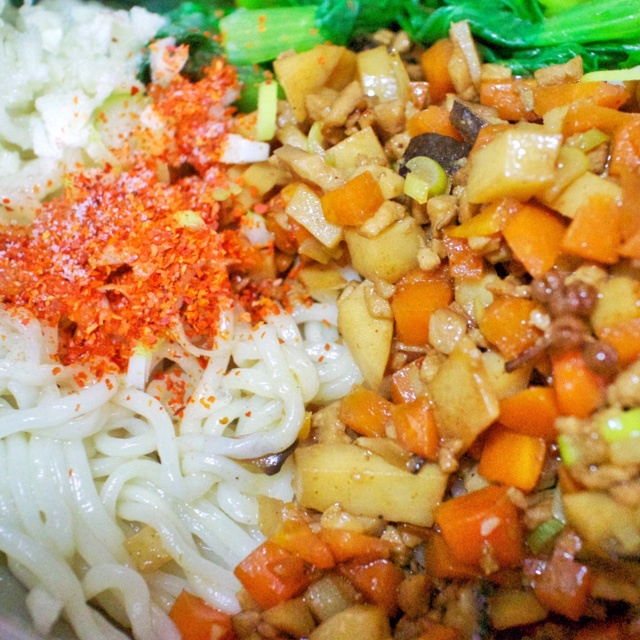 视频菜谱：油泼面＋臊子面＝户县软面
