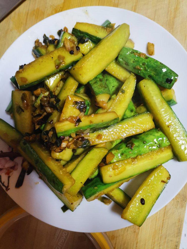 炝炒黄瓜条