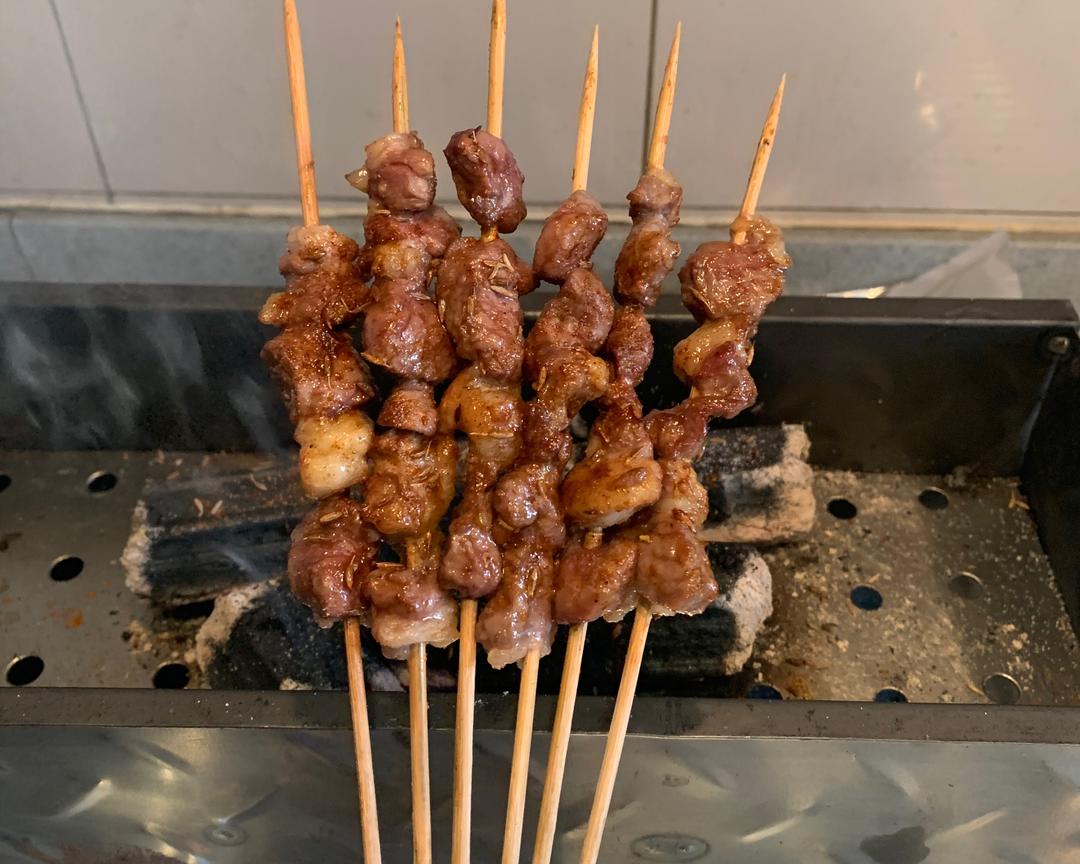 在家烤羊肉串（炉子版）