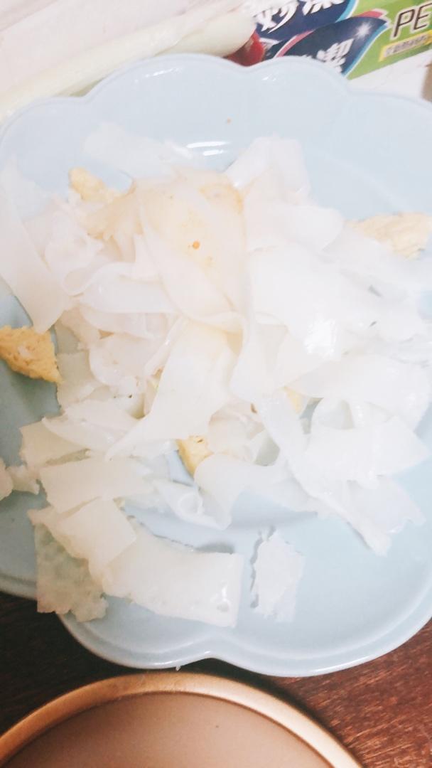 在家就可以做凉皮（电饼铛版凉皮）