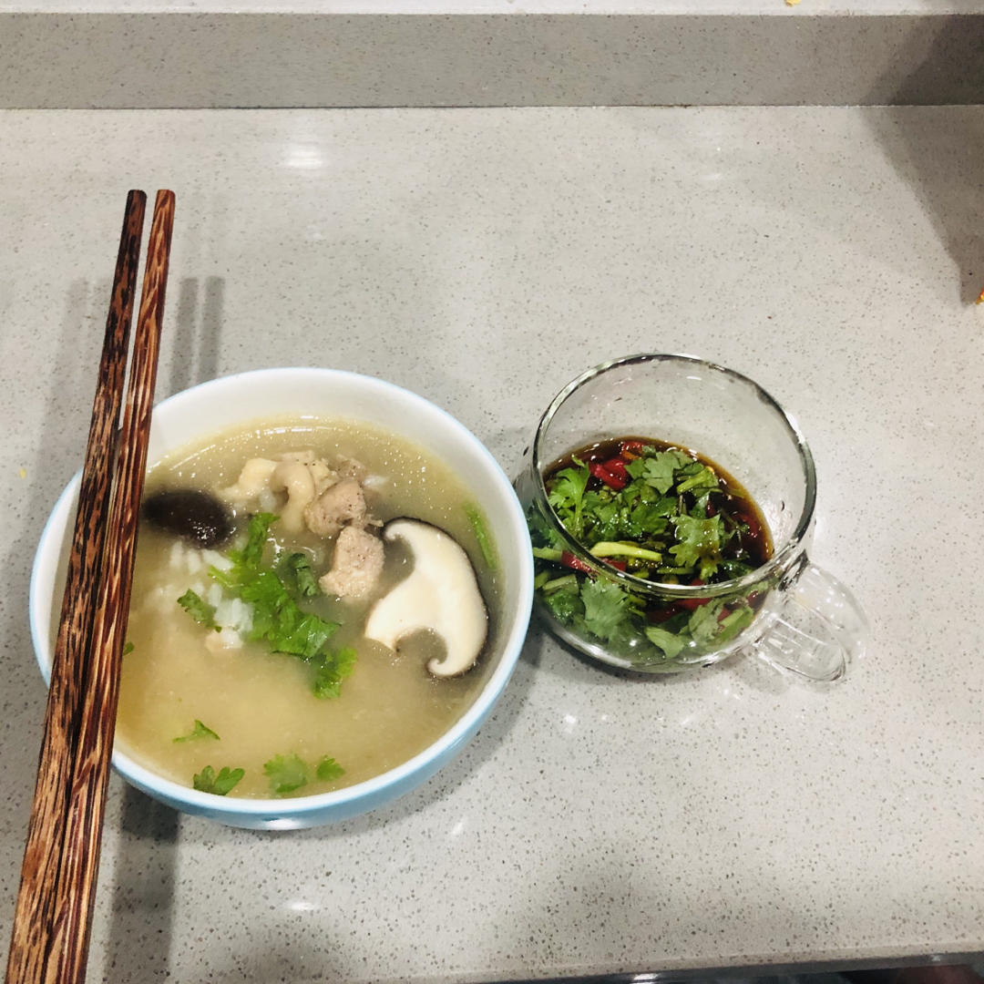 0失败香菇滑鸡粥