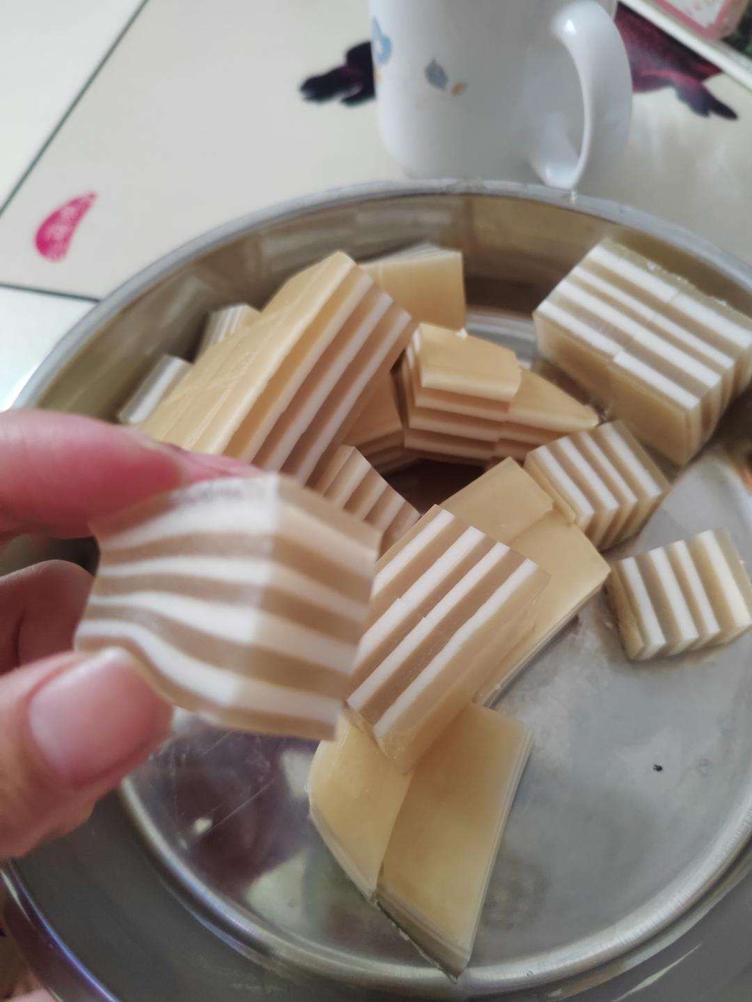 Q弹椰汁千层糕（马蹄糕）