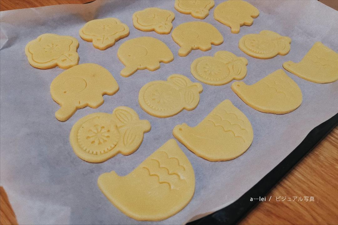 奶香造型曲奇【附曲奇平整、花纹明显小诀窍、可做糖霜饼干底】