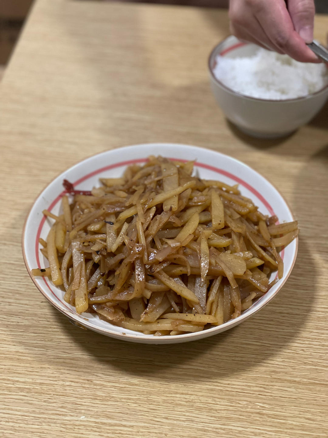 酸辣土豆丝的家常做法 超级下饭