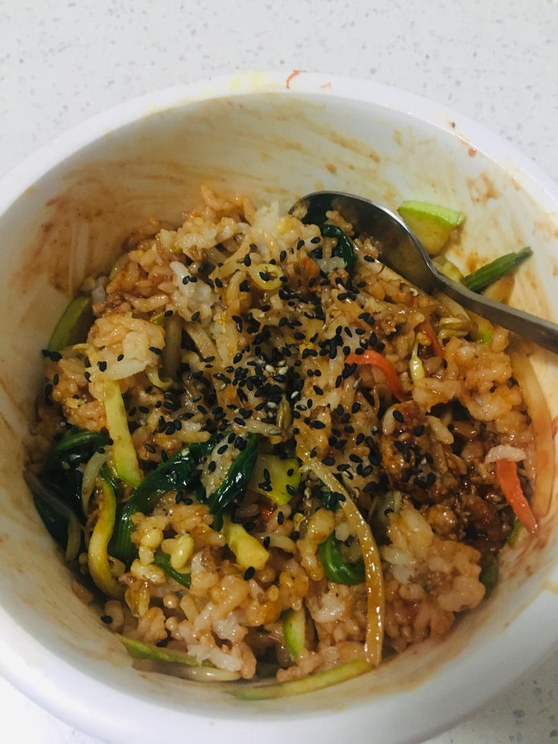 带牛肉末的石锅拌饭才是王道