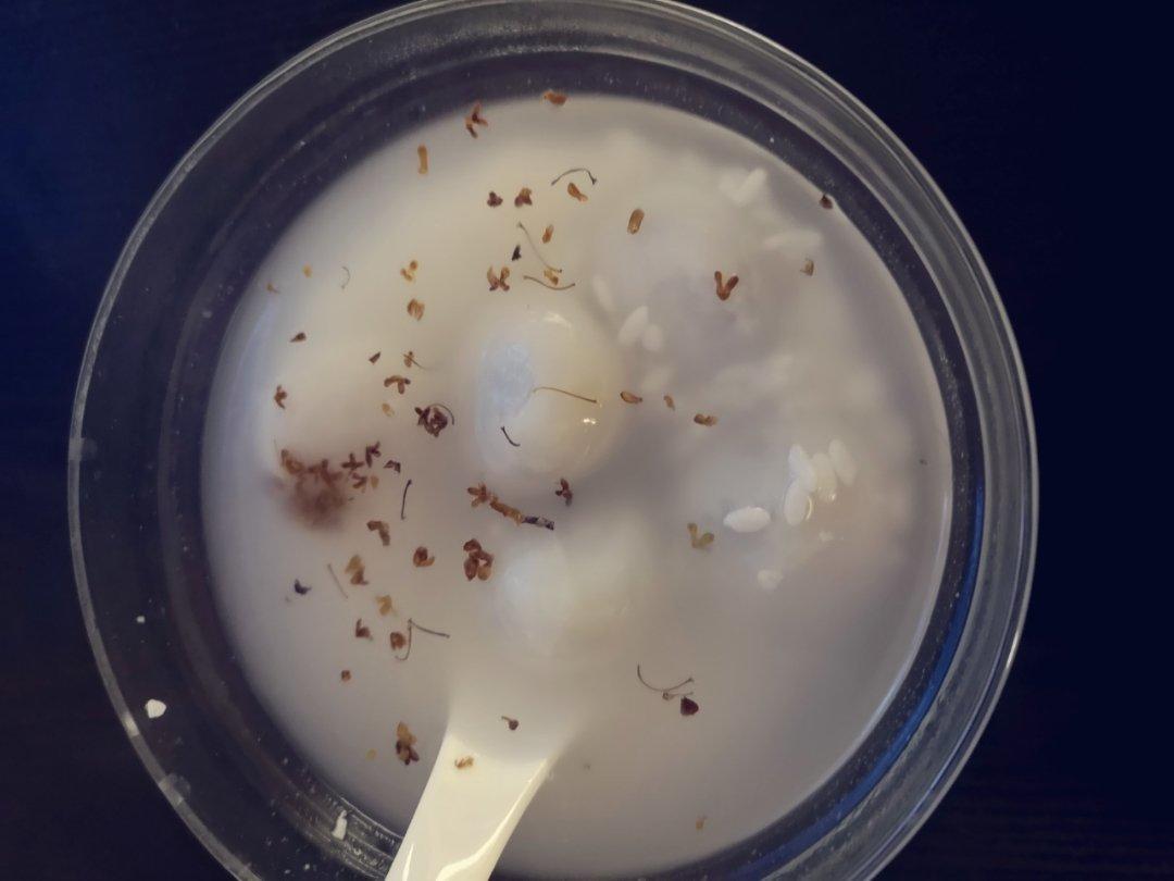 酒酿汤圆