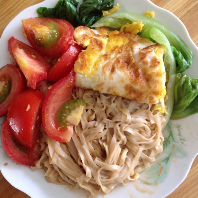 一个人的简版午餐---凉拌面