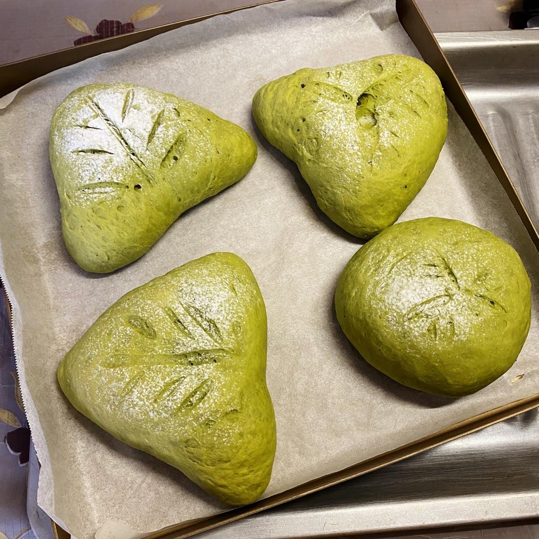 四色超满足软欧面包附四种馅料(麻薯肉松、坚果乳酪、鸡肉蔬菜、蟹棒玉米)完胜网购