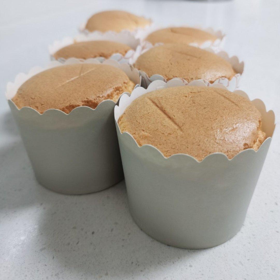 纸杯蛋糕 8寸戚风蛋糕的量