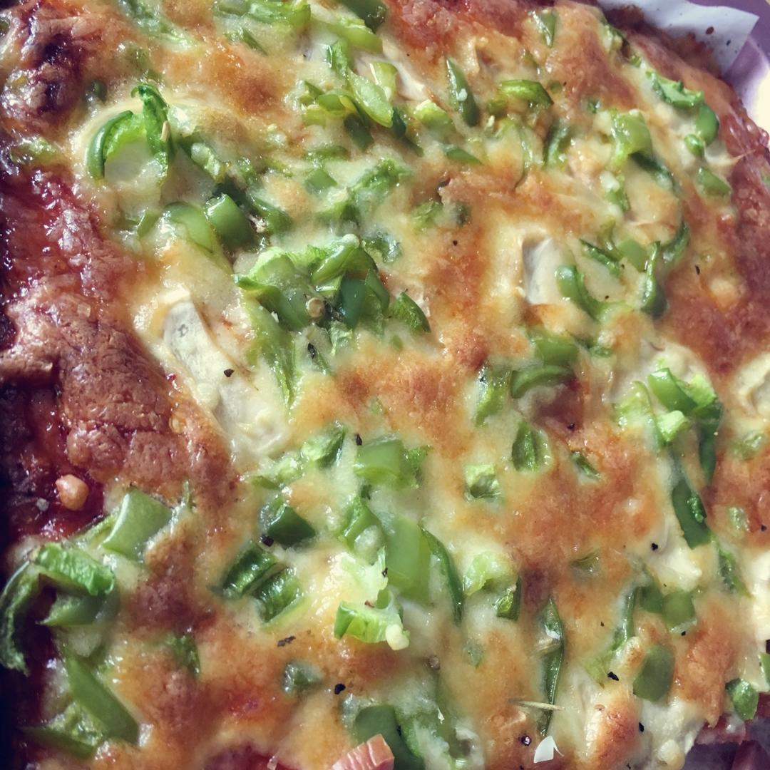 健康低热量的菜花底披萨