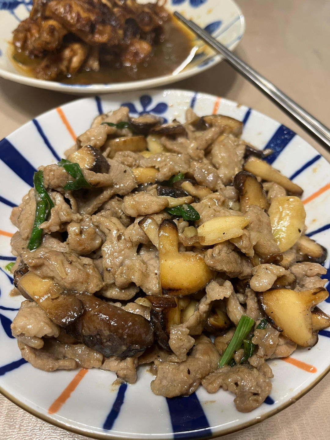 家常香菇炒肉