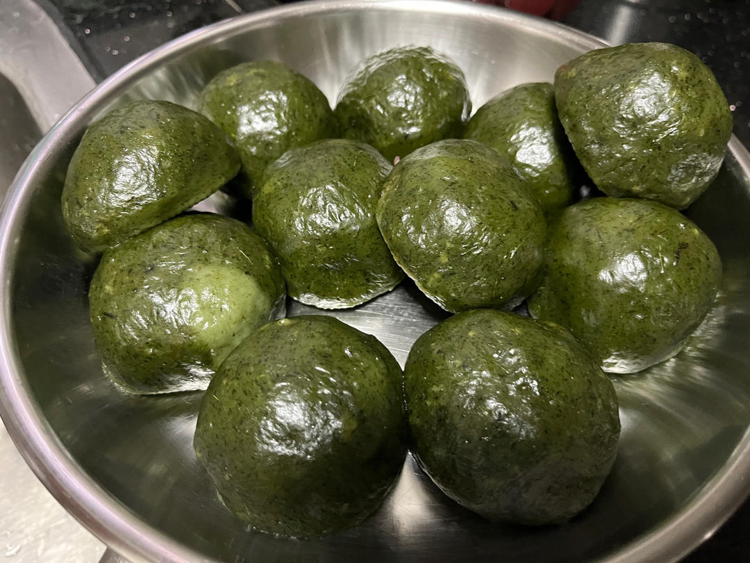 传统浓郁艾草香的艾糍