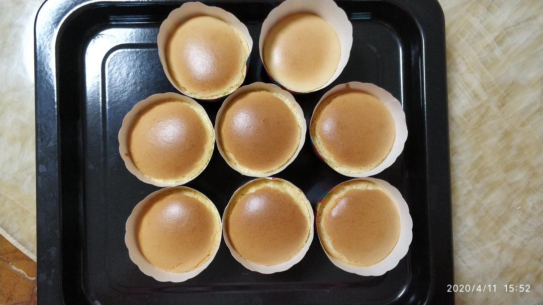 炼乳纸杯蛋糕