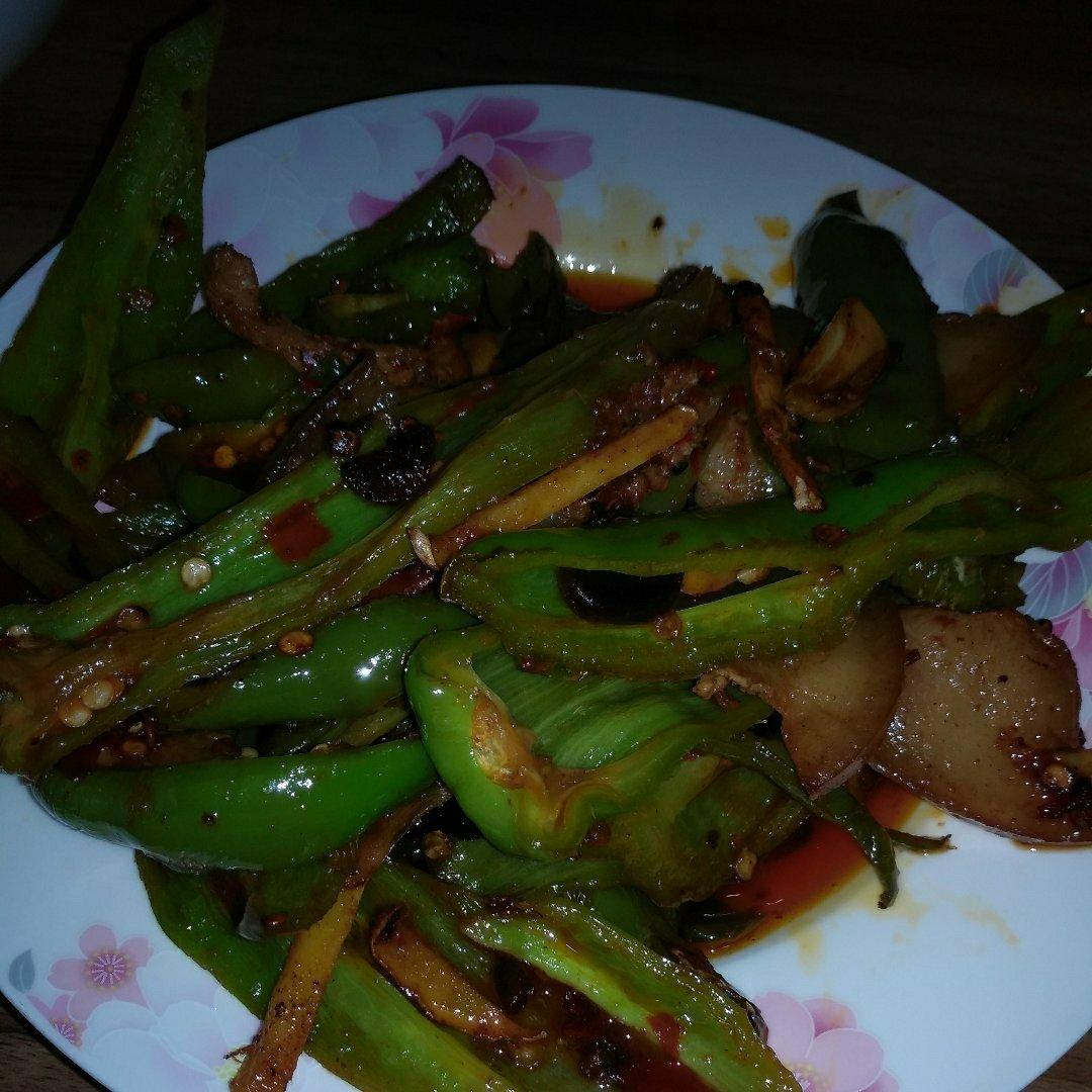 成都人家里的青椒回锅肉
