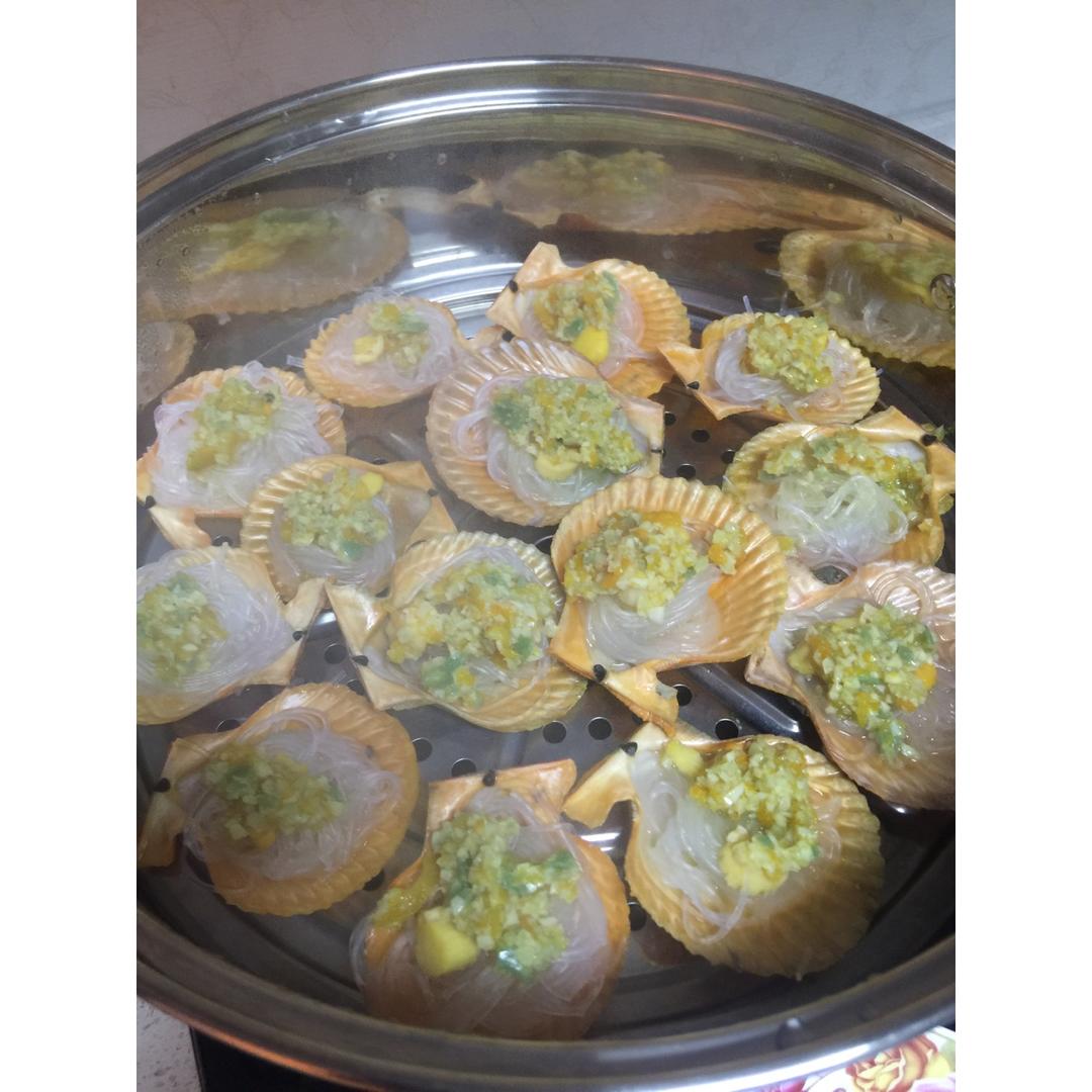 蒜蓉粉丝蒸扇贝