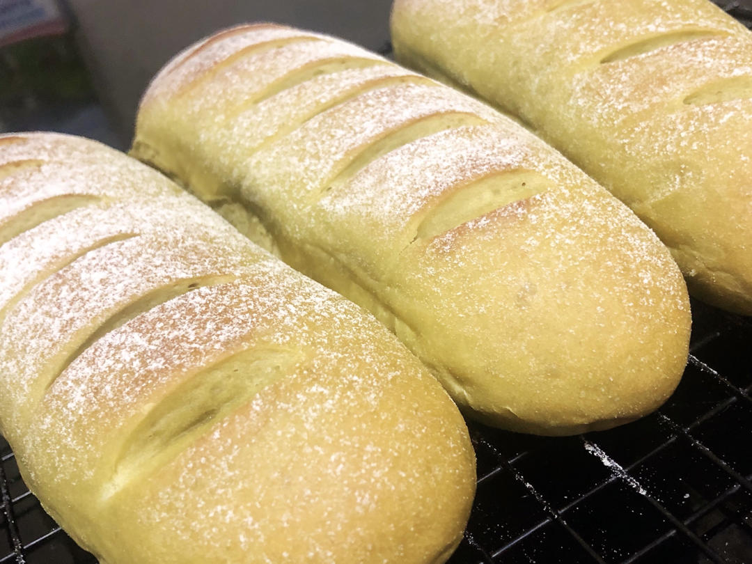 抹茶蜜豆软欧包