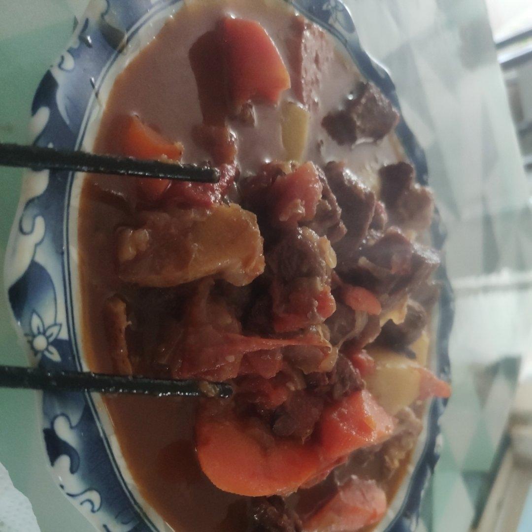 番茄土豆炖牛腩