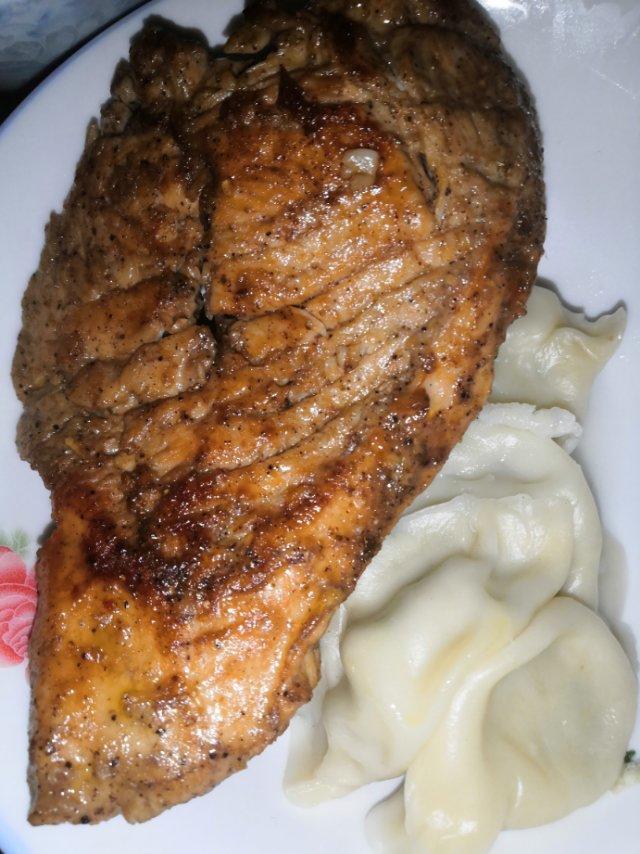 【嫩煎鸡胸肉】