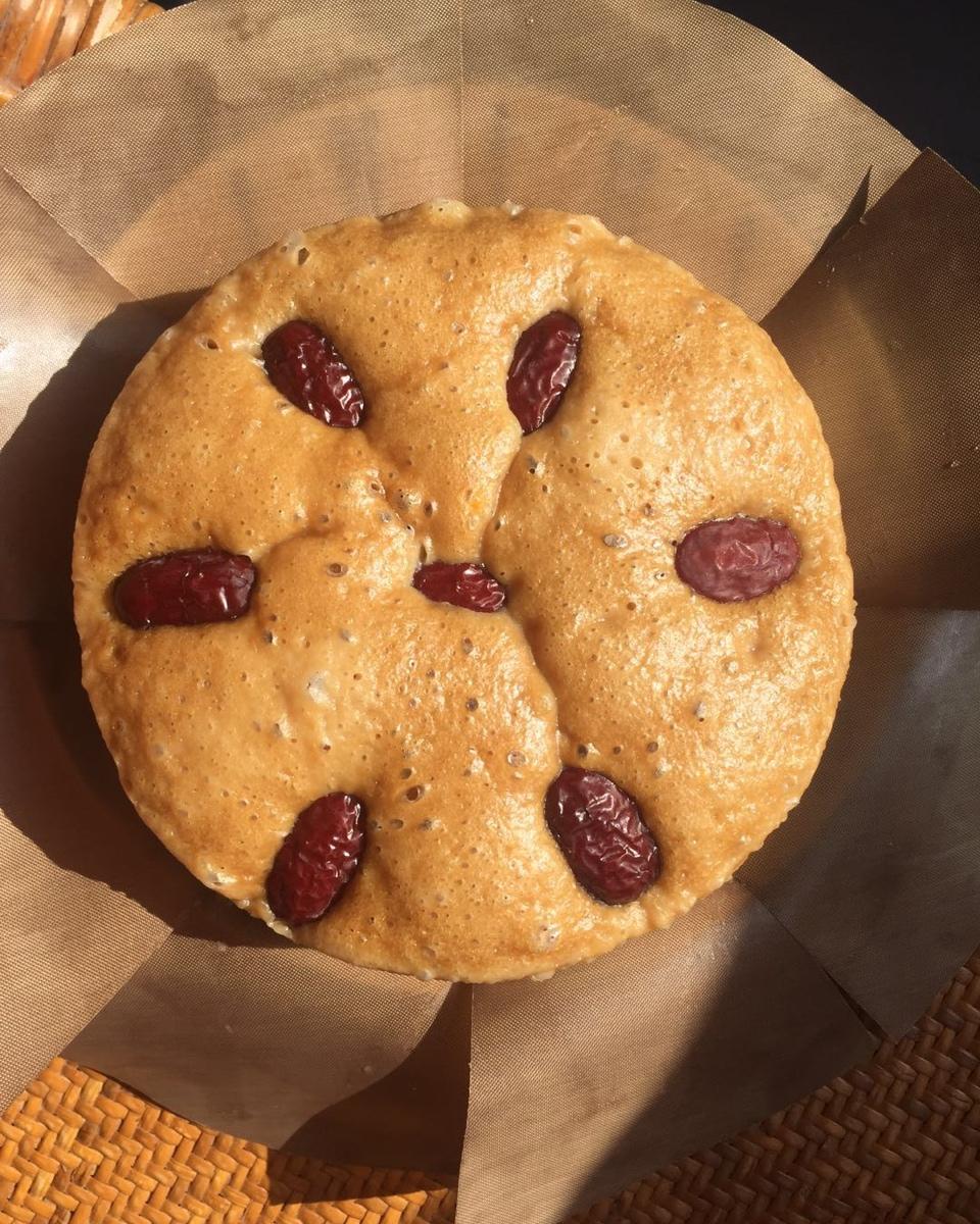 红枣红糖发糕：不塌不缩、组织均匀、手感软绵、口感Q弹