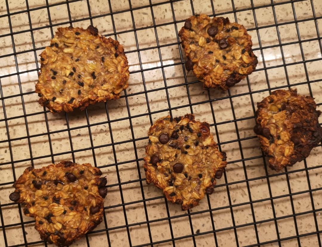 低卡低脂 0油0粉0糖 健康的香蕉燕麦软曲奇饼干-减肥也可以吃的零食