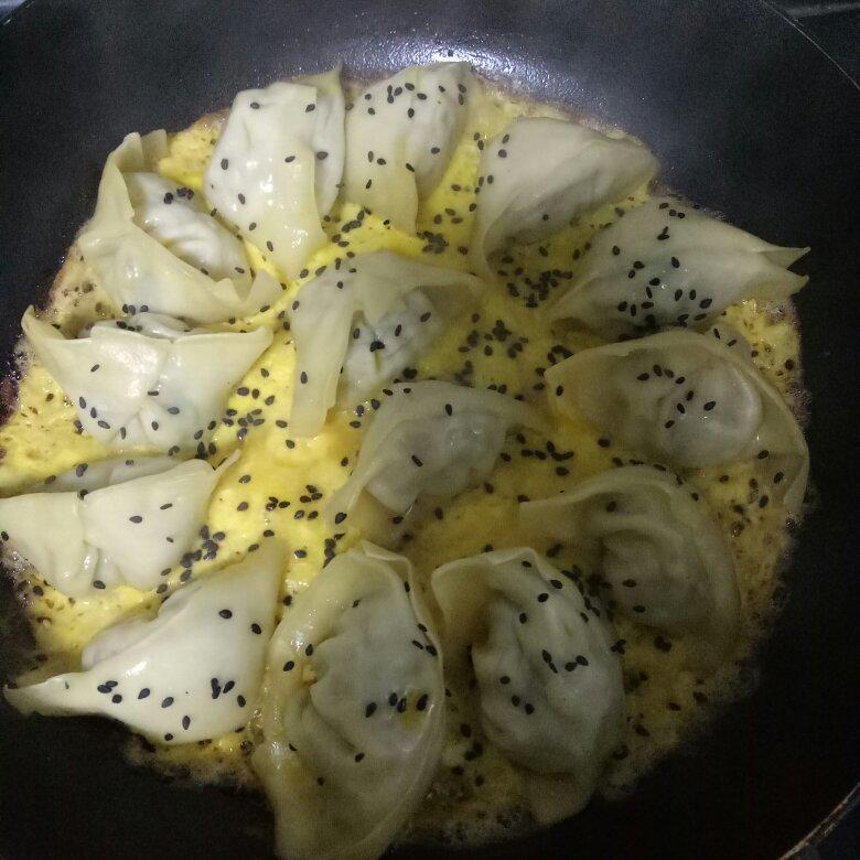 懒人快手抱蛋煎饺