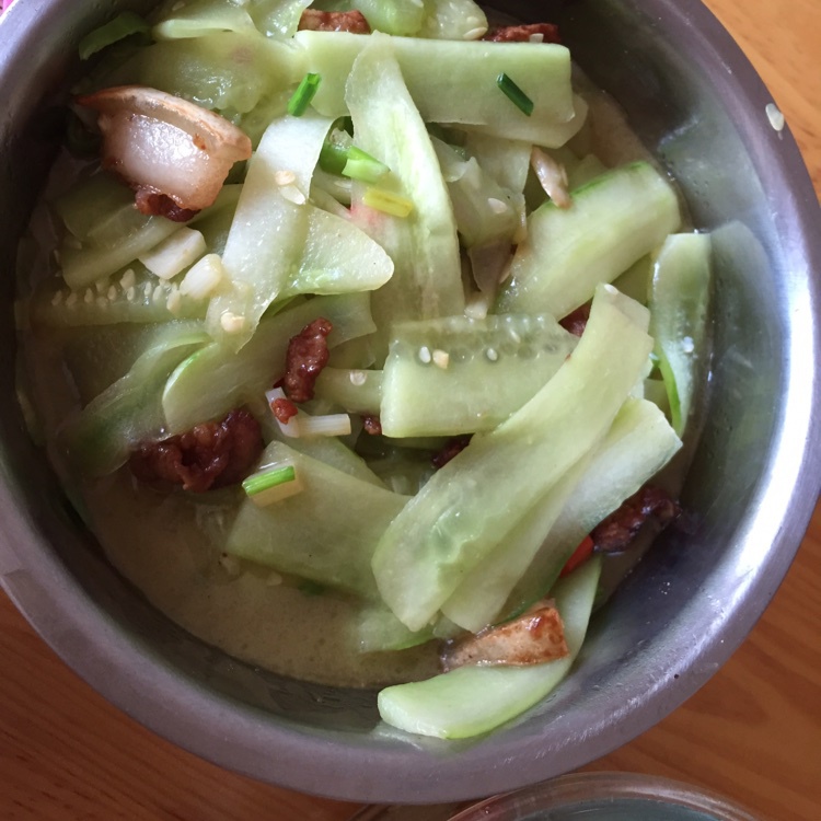 黄瓜炒肉片