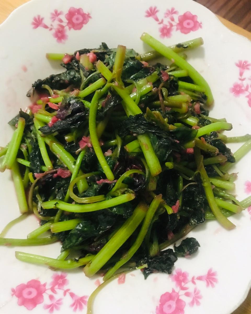 素炒红苋菜