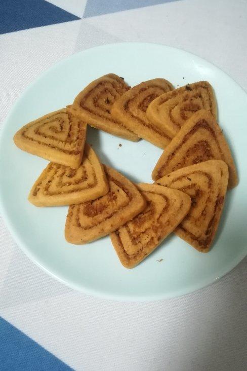 《Tinrry+》咸蛋黄肉松饼干