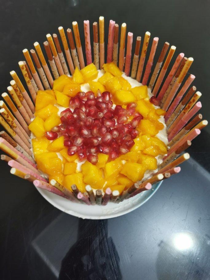 【不用抹面裱花】拯救手残之饼干棒装饰蛋糕