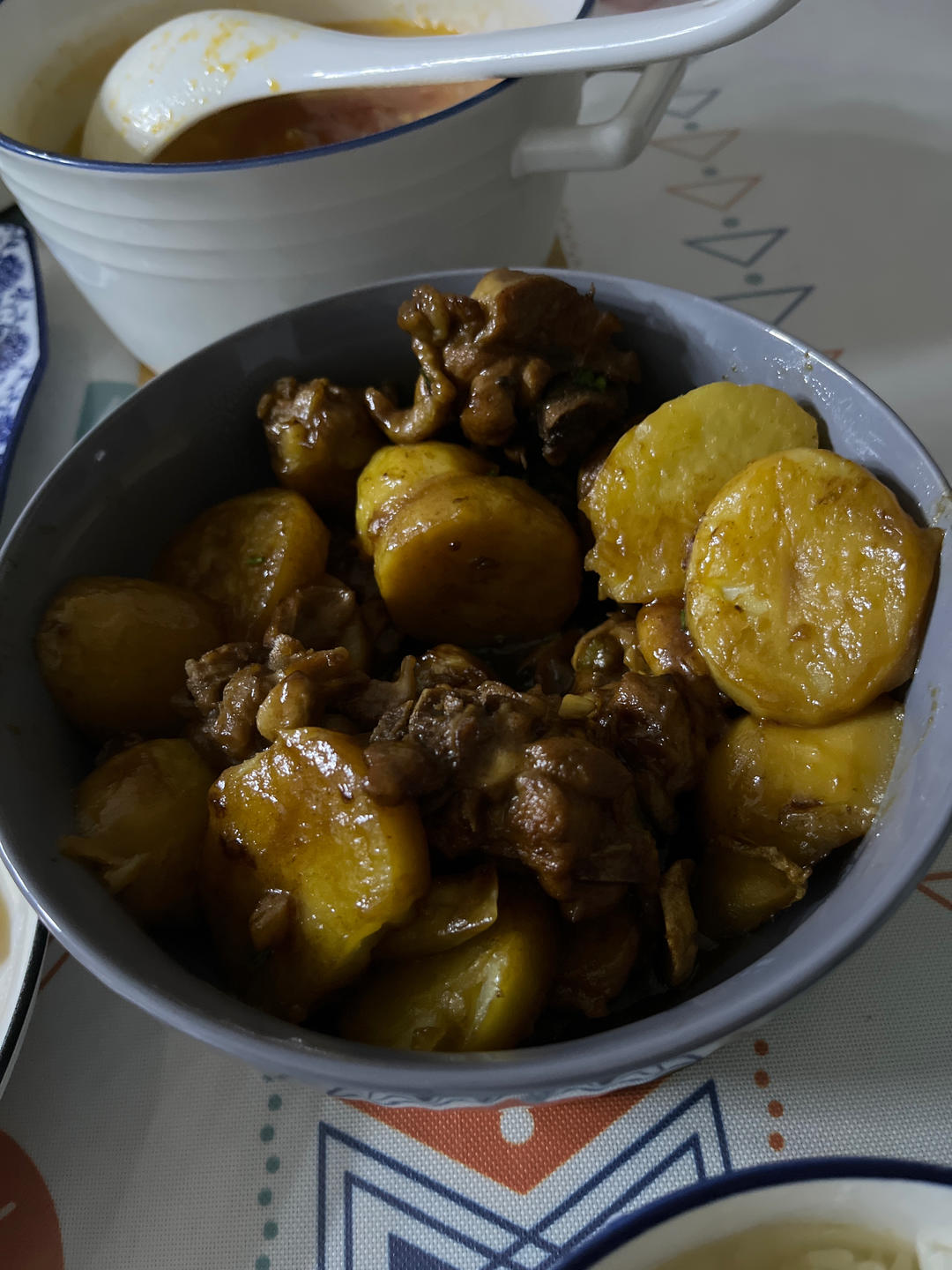 土豆炖鸡腿