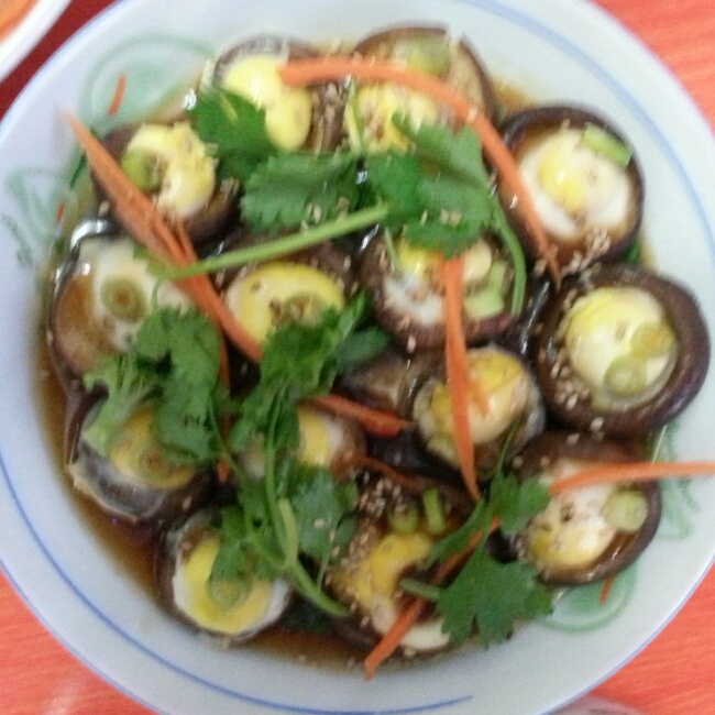 冬菇蒸鹌鹑蛋