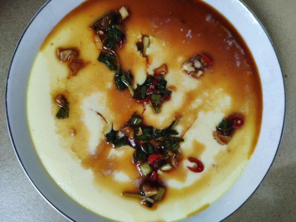 厨师长教你：“鲜虾蒸蛋”的做法，家庭必备硬核小技巧，先收藏了