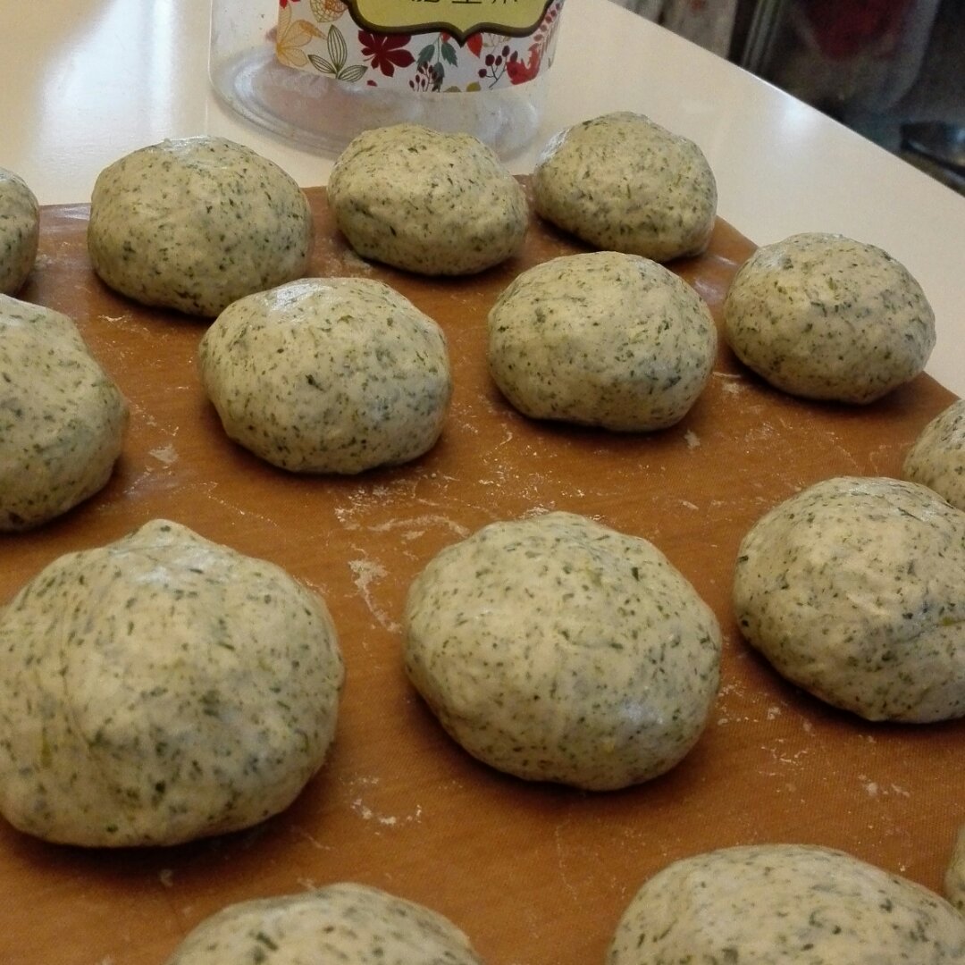 周爵naomi做的棉线头草青团