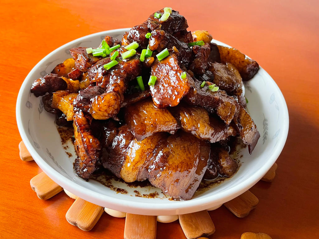 不焯水不放油的家常红烧肉