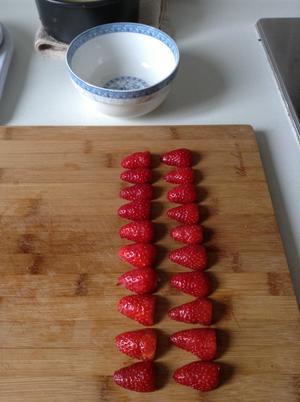 草莓奶酪慕斯的做法 步骤23