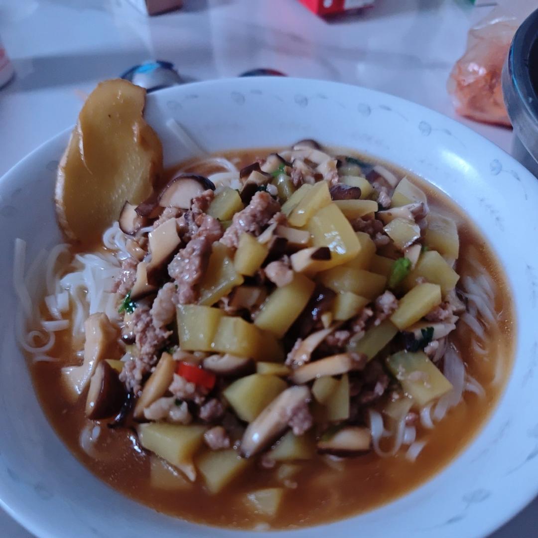 ㊙️香菇土豆肉沫拌饭❗️比外卖还好吃