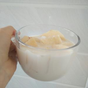 水果酸牛奶的做法 步骤2