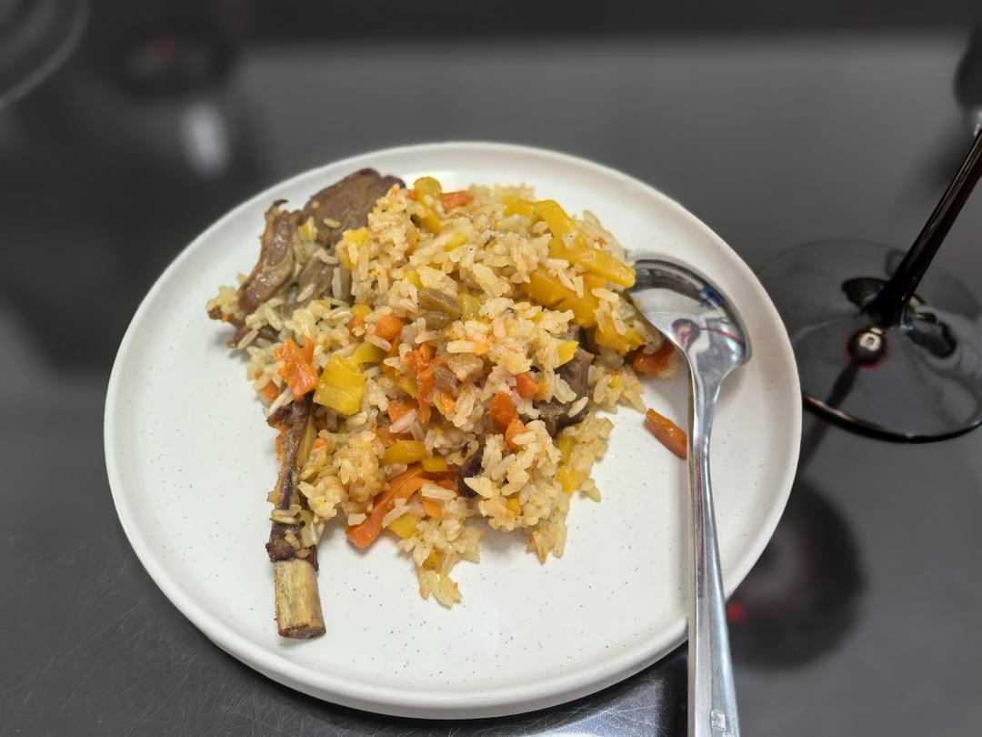 新疆羊排抓饭（出锅后米粒分明的秘密）