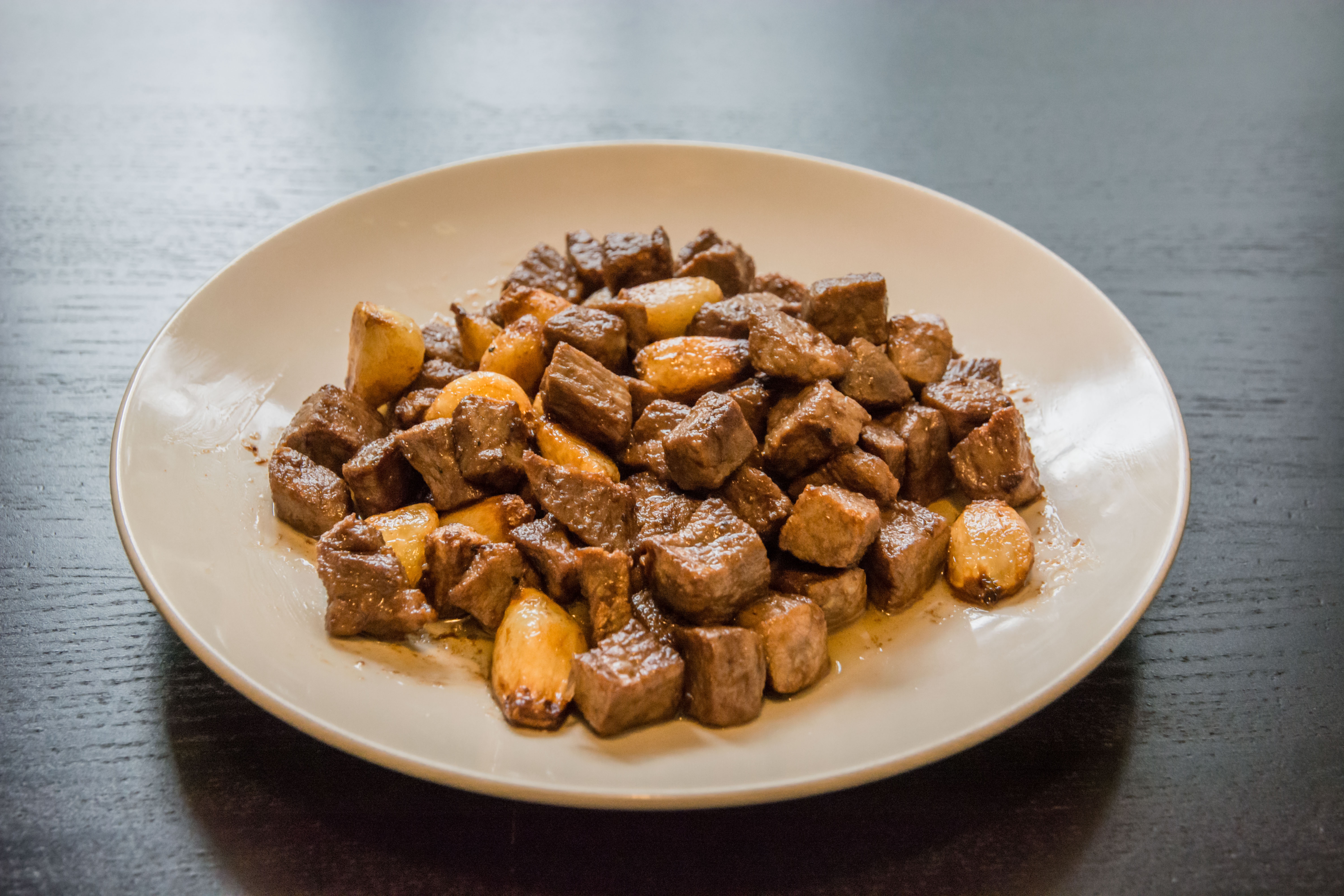 黑蒜子牛肉粒