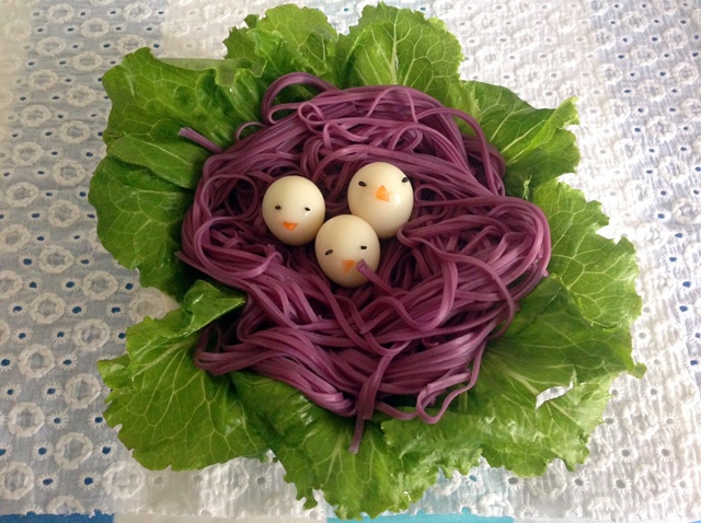 饥饿的小鸟面条